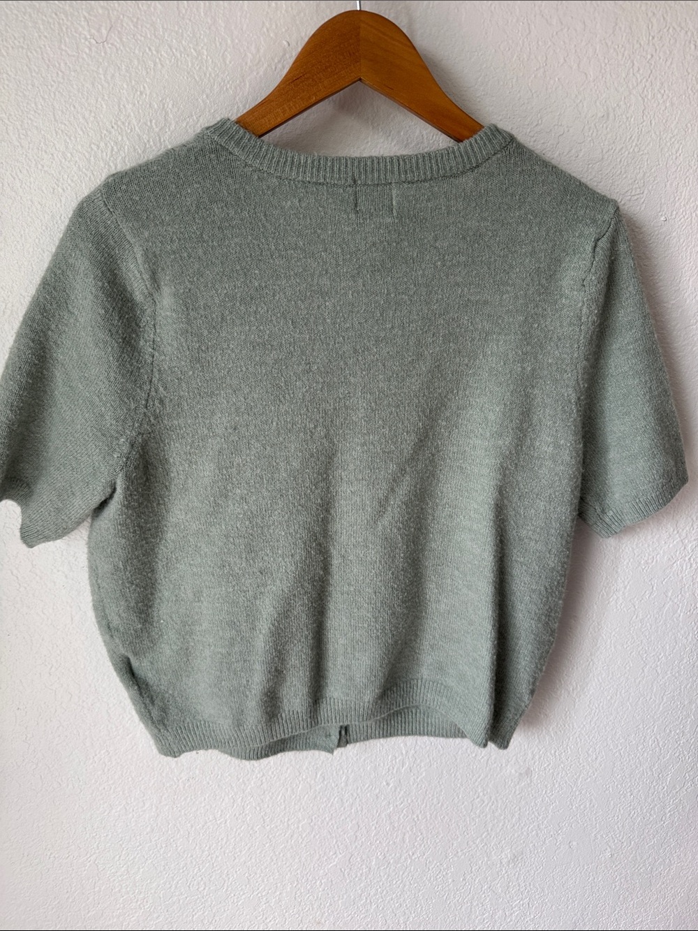 H&M Short Sleeve Cardi - Picture 4 of 5